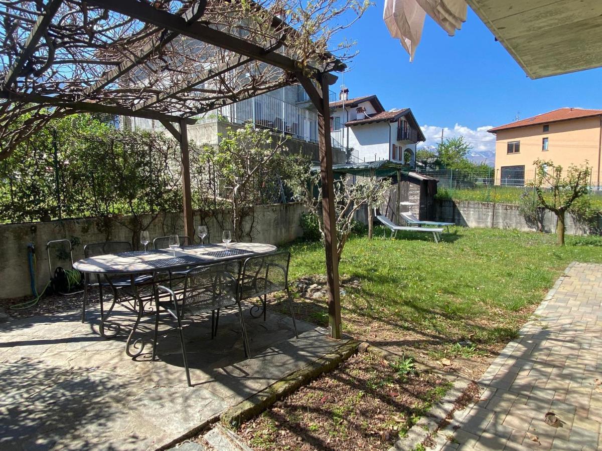 Appartement The Children Smile- With Private Garden à Colico Extérieur photo